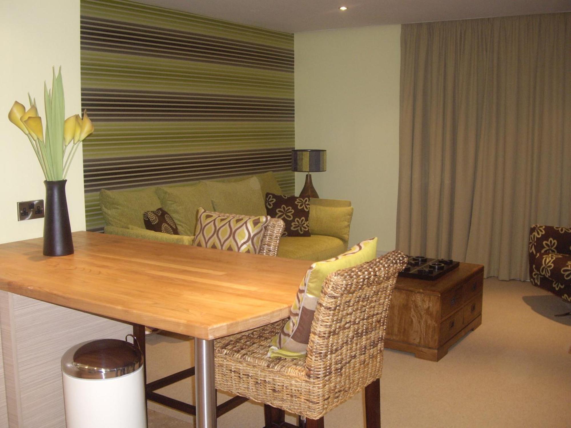 Portland Apartments Cheltenham Eksteriør billede