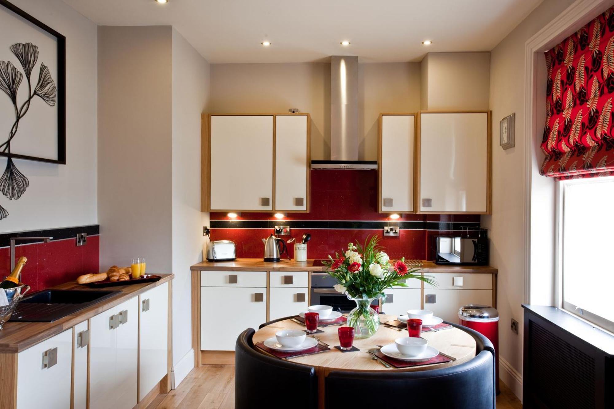 Portland Apartments Cheltenham Eksteriør billede