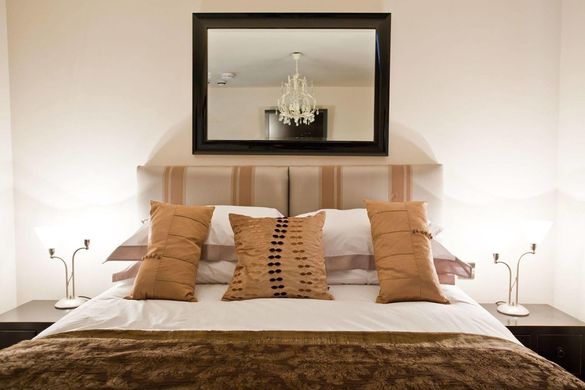 Portland Apartments Cheltenham Eksteriør billede