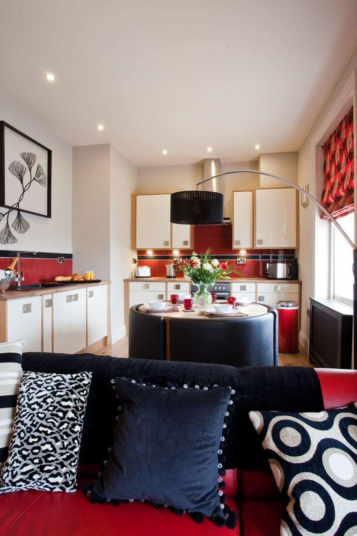 Portland Apartments Cheltenham Eksteriør billede